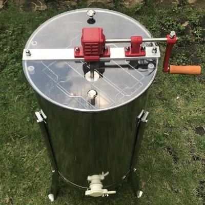 China Farms Two Frame Beekeeping Used Honey Extractor With High Quality Honey Extractor Gears for sale