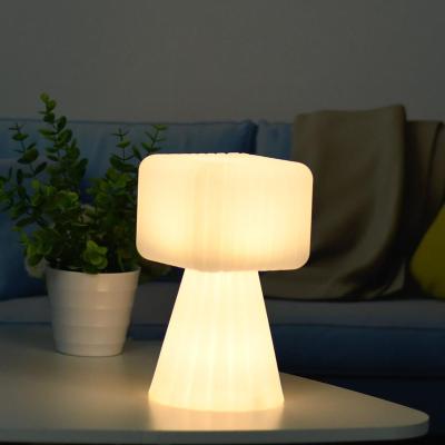 China This Couple Pair Design Fashionable Restaurant Rechargeable Battery Decorative Colorful Cordless BSCI Led Table Lamp for sale