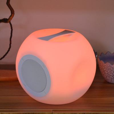 China 2021 New Wireless Radio Colors Changing BSCI BT Speaker With Led Light For Kids for sale