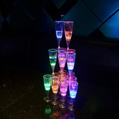 China Custom Lightvenus OEM Wine Beer Plastic Plastic Flashing Light Up Led Drinking Glasses For Bar/Party for sale