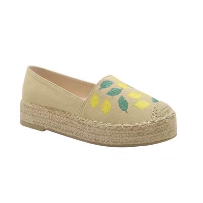 China 2021 New Arrival Fashion Lemon Embroidery Pattern Platform Women's Breathable Sneakers for sale