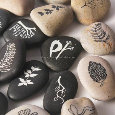 China Europe 2015 New Promotional Item Engraved Pebble Pocket Stone for sale