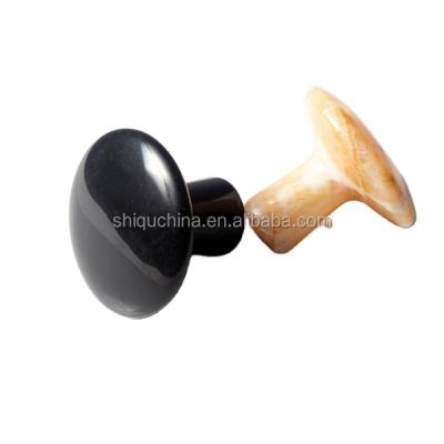 China Hot Stone Face Massager Polished Jade Facial Massager For Sale Thera Cane Massager Mushroom Shape for sale