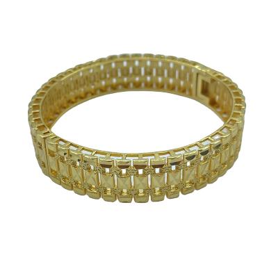 China CLASSIC High Quality Luxury 18K Gold Jewelry Fashion Copper Plated Classic Carved Wedding Opening Bangle Female for sale