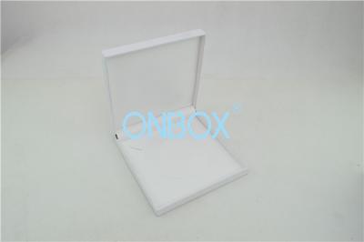 China Women Necklace Elegant White Paper Jewelry Packaging Boxes Stitching White Leatherette Top for sale