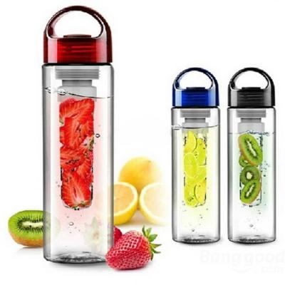 China Viable Free Sample Tritan Bpa Fruit Lemon Infuser Plastic Free Water Bottle With Filter With Custom Logo Printing 750ML for sale