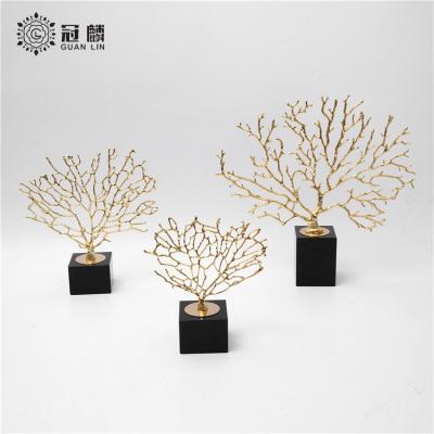 China Reusable Creative Home Decoration Crystal Coral Ornaments Garden Ornaments Metal Ornaments for sale