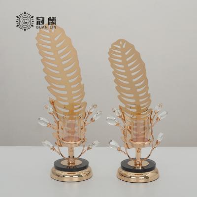 China Wholesale Good Quality Romantic Decor Metal Crystal Feather Shape Candle Stick Luxury Home Candlelight Holder for sale