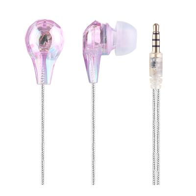 China Music streaming high quality 2018 new style cute wired noise canceling earphone for weman for sale