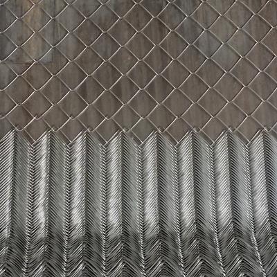 China Square or Diamond Pattern Chinese Factory High Quality PVC Coated Galvanized Steel Chain Link Fence for sale