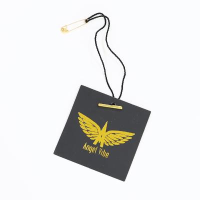 China Manufacturer Sustainable Gold Foil Guangzhou Black Hanging Tags With Custom Design for sale