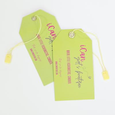 China Eco Friendly Recyled Cheap Price Logo Custom Die Cut Apparel Hang Tags With String for sale