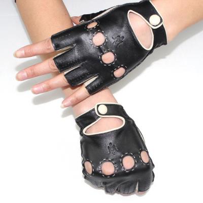 China Custom Genuine Leather Half Finger Half - Finger Gloves For Men And Women Match Outdoor Fitness Leather Biker Gloves Gloves for sale