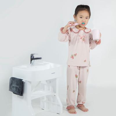 中国 Hot Selling Plastic Children Wash Basin Simulation Wash Basin for Kid Shower Plastic Baby Wash Basin 販売のため