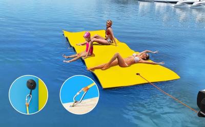 China OEM Durability XPE Foam Outdoor Water Pad Eye Catching Color for Water Park Swimming Pool for sale