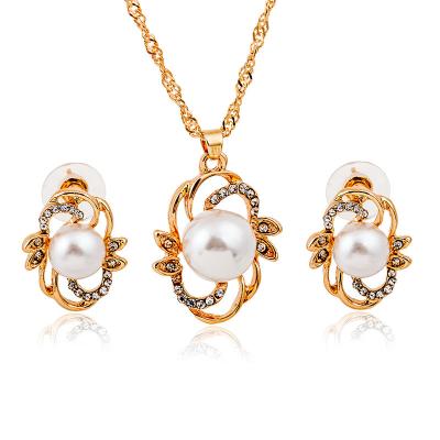 China European and American European hot-selling jewelry set inlaid natural freshwater pearl jewelry two-piece necklace earrings wholesale for sale