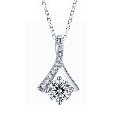 China FASHIONABLE Ladies Jewelry Exquisite Zircon Necklace Silver Plated Inlaid Simple Moissanite Pendant for sale