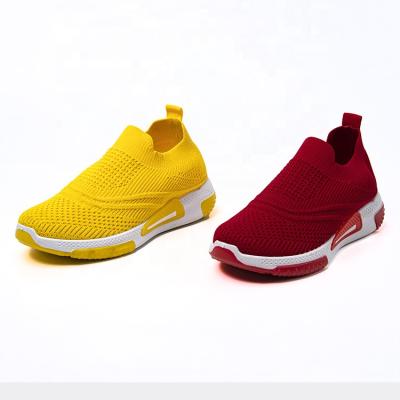 China SHOCK ABSORBING 2021 shoes flying wholesale shoeswomen summer sports shoes women weaving sneakers for sale