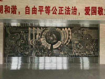 China Escultura de bronce hecha a mano del jardín del 100%, escultura contemporánea del alivio de la altura de los 2m en venta