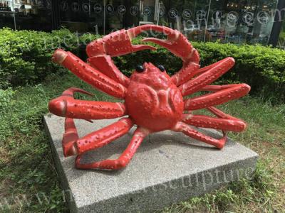 China Ornamentos animales modificados para requisitos particulares tamaño artificial del jardín de la estatua del jardín del cangrejo del estilo en venta