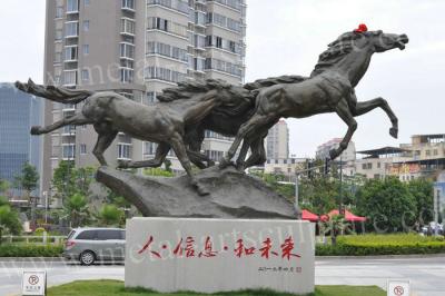 China Handgemachte große Bronzepferdestatue, lebensgroße Bronzestatuen-Yard-Verzierungen zu verkaufen