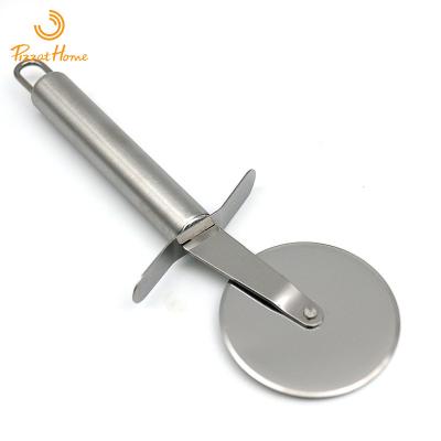 China Viable Cake Cutter Pie Roll Cutter Pizza Cutter Stainless Steel Wheel Tool Pizza Round Baking Knife for sale