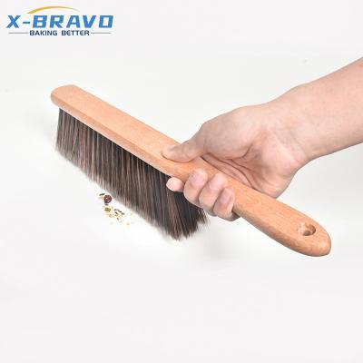 China Sustainable Household Oven Copper Brush Beech Oak Kitchen Countertop Cleaning Industrial Brush Bristle Horsehair Brush for sale