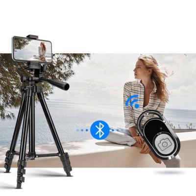 China PORTABLE Universal Mobile Phone Holder Mini Camera SLR Tripod Telescope Fill Light Outdoor Tripod for sale