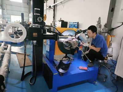 中国 水冷却 500kgの溶接重量と溶接操作のための円接シーム溶接機 販売のため