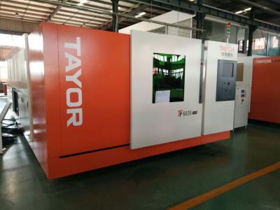 China Tweede Handcnc Plasma Scherpe Lijst, de Snijmachine van de de Vezellaser van 3kw Ipg Te koop