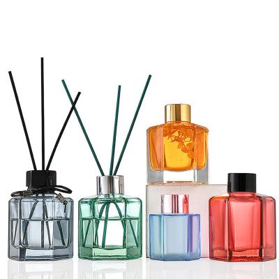 China Gift & Wholesale Empty Luxury Clear Aroma Reed Glass Diffuser Bottle Round Perfume Packaging 50ml 100ml 200ml Home Room Craft Large for sale