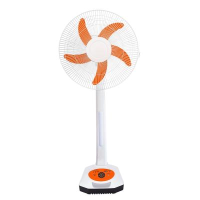 China Indoor/outdoor Made in china factory fan solar powered rechargeable 16 inch stand fan with led light mobile charger for sale