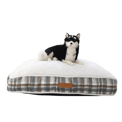 China Popular Design Custom Or Standard Stuffed Dog Lounge Pet Jacquard Travel Bed With Anti-Slip Bottom for sale