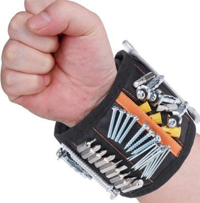 中国 Custom 15 Pcs Multi Functional Magnets Strongest Fastening Tools Screws Magnetic Wristband With 2 Pockets 販売のため