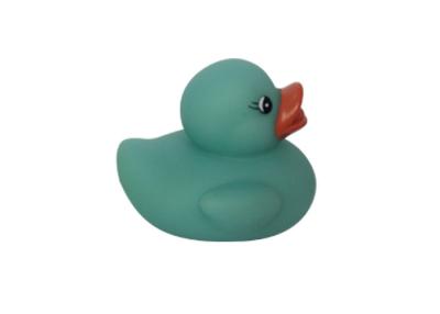 China Soft PVC Color Changing Swimming Bath Toys For 5 Year Olds Floating Duck for sale