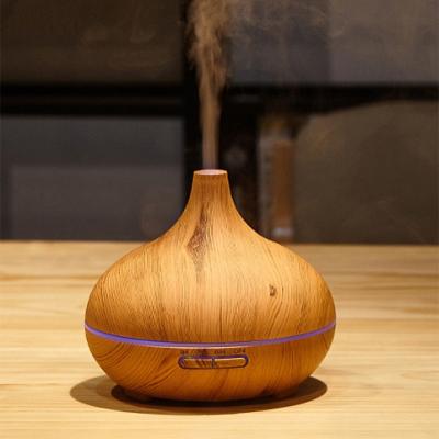 China 2022 Hot Selling Household 300ml Aroma Diffuser Wood Grain Essential Oil LED Ultrasonic Diffuser For Home Office Use for sale