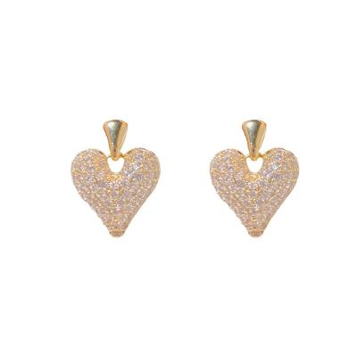 China Fashionable Heart Light Peach Micro-Inset Zircon Lady Temperament All Match Luxury Sensitive Soft Ear Accessories for sale