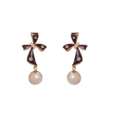 China Fashion design bow pearl silver needle TRENDY temperament all high quality high quality lightweight luxury earrings for sale