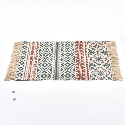 China Cotton Area Rug Modern Hand - Woven Colorful Tufted Blanket Throw Tassel Blanket Door Mat For Porch Bathroom for sale