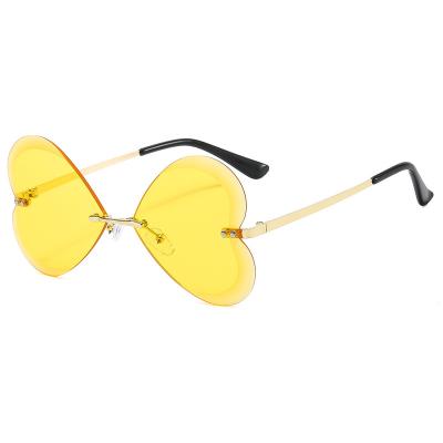 China Fashion Sunglasses Sun Glasses Fashion Sun Glasses Colorful One Piece Transparent Women's Clear Glasses for sale