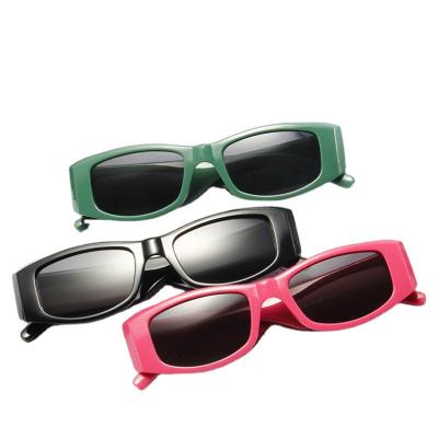 China Classic/Fashion/Ladies Vintage Sunglasses Green Oversized Eye Use Pink Fashionable Designers Big Sun Glass Shades Square Sunglasses Women for sale