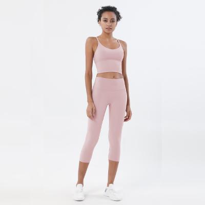 China Antibacterial Sports Wear Set Women Squat Proof Lulu Lemon Capri Leggings And Sports Bra Set for sale