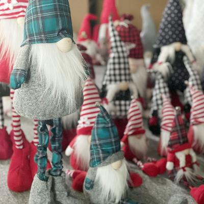 China Christmas Day Decorative Redeco Fashion Stuffed Dwarf Santa Claus Home Plush Decoration Nordic Christmas Elf for sale