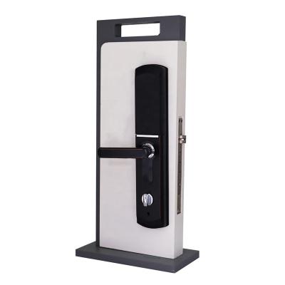 China 2021 Waterproof Wifi App Smart Door Lock Biometric Fingerprint/Fingerprint Door Password/App New Product Handle Digital for sale