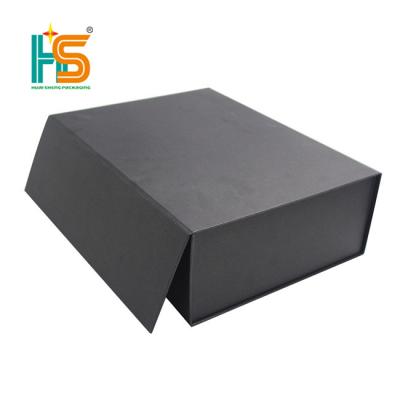 China Custom Recyclable Matte Black Apparel Flat Pack Cardboard T-shirt Box Dress Packaging Paper, Shoes And Apparel Packaging Cardboard Accept for sale