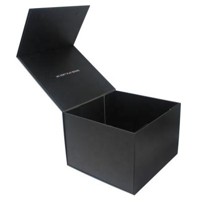 China Custom Recyclable Matte Lamination Gift Box Wedding Dress Packaging Box With Black Matte Lamination for sale