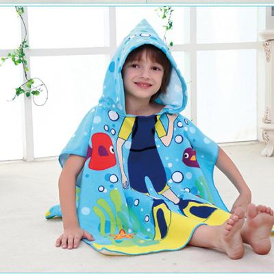 China Factory Workable OEM Personalized Kids Cartoon Printed Hooded Microfiber Poncho Beach Blanket Towels Dry for sale