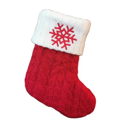 China 2021 Exquisite Yarn Stain Knitted Christmas Knitting Letter Socks Christmas Decorations Christmas Dangling Socks for sale