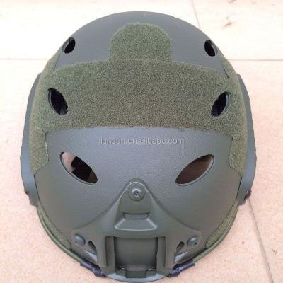 China Outdoor Active Genuine Looking Tactical Helmet Easily Wear Paintball War Game Training Head Lightweight Adjustable Comfortable Gear for sale