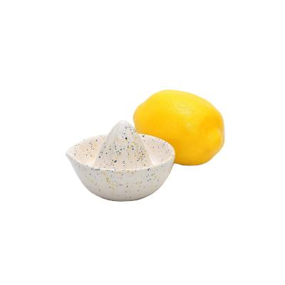 China Lemon Juice Maker Orange Squeezer Hand Viable Ceramic Manual Squeezer for sale